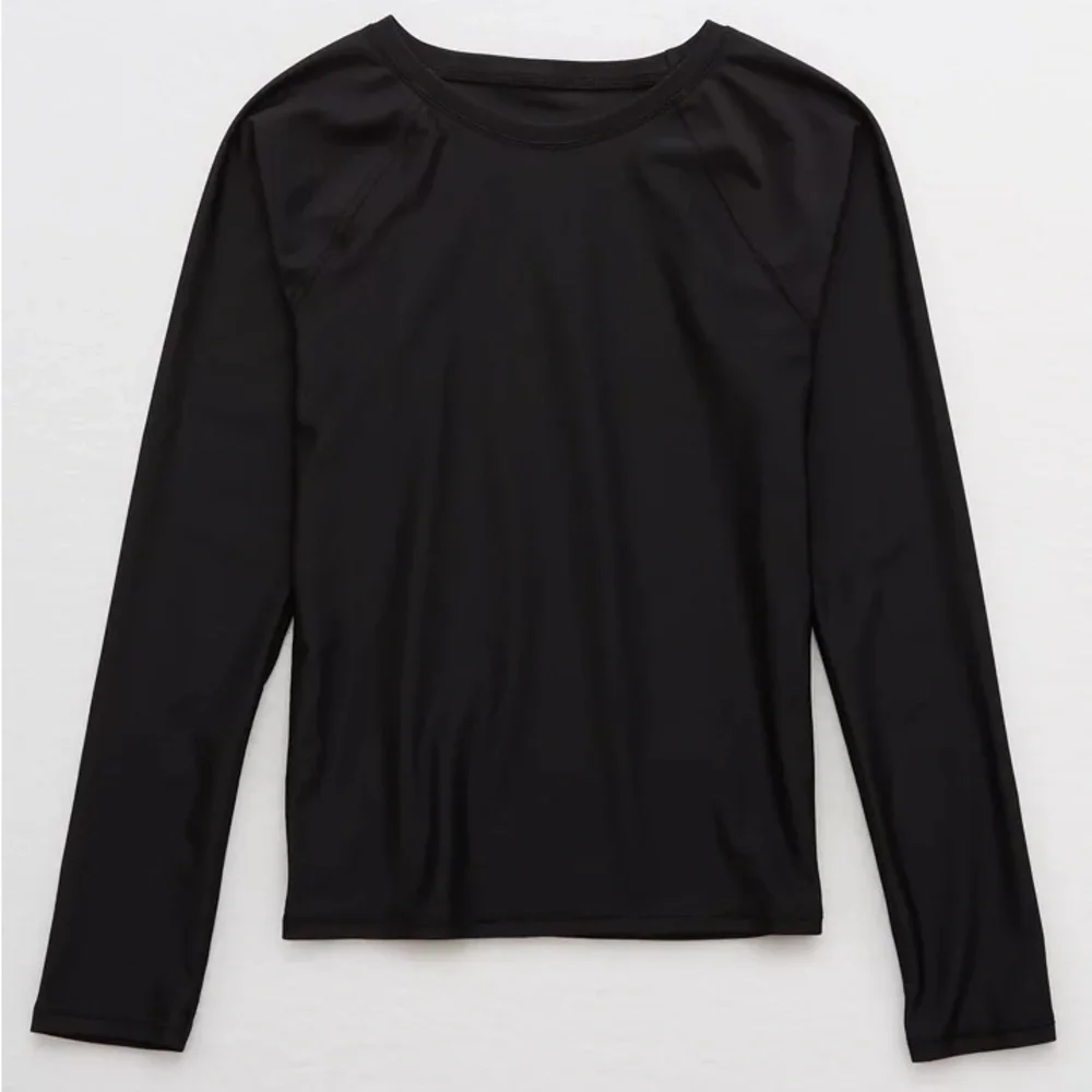 Aerie Real Me Rash Guard Black Ling Sleeve - Picture 2 of 3